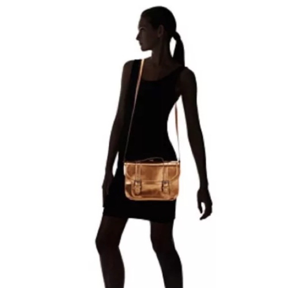 BCBGeneration gold crossbody messenger bag S/M